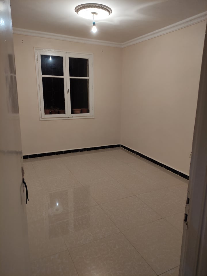 Vente Appartement F4 aménagé en F3 Alger Baba Hassen