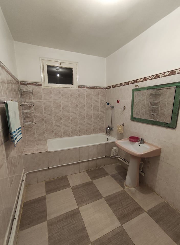 Vente Appartement F4 aménagé en F3 Alger Baba Hassen