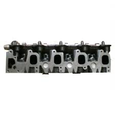 CYLINDER HEAD / CULASSE TOY VIGO 5L 2WD LAN15