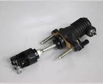 CLUTCH MASTER TOYOTA REVO 4WD / POMPE EMB TOYOTA REVO 4WD